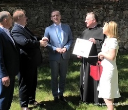 Zdjęcie z galerii: Dotacje na odrestaurowanie trzech zabytkowych  kościołów z powiatu tomaszowskiego