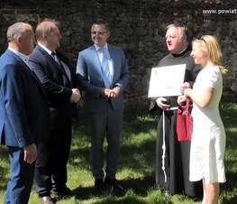 Zdjęcie z galerii: Dotacje na odrestaurowanie trzech zabytkowych  kościołów z powiatu tomaszowskiego