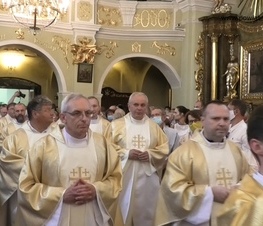 Zdjęcie z galerii: Obchody 400-lecia objawień świętej Anny w Smardzewicach