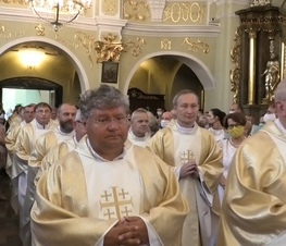 Zdjęcie z galerii: Obchody 400-lecia objawień świętej Anny w Smardzewicach