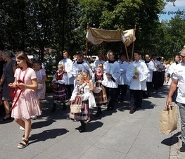 Zdjęcie z galerii: Obchody 400-lecia objawień świętej Anny w Smardzewicach