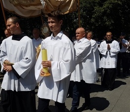Zdjęcie z galerii: Obchody 400-lecia objawień świętej Anny w Smardzewicach