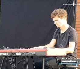 Zdjęcie z galerii: Energetyczny jazz i ambitny pop, w jednym – Maciej Tubis i Radek Bolewski