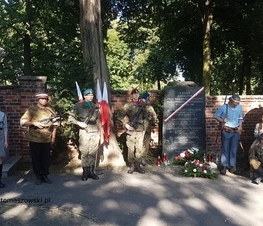 Zdjęcie z galerii: Obchody związane z 76. rocznicą wybuchu Powstania Warszawskiego