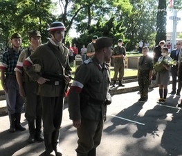 Zdjęcie z galerii: Obchody związane z 76. rocznicą wybuchu Powstania Warszawskiego