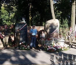 Zdjęcie z galerii: Obchody związane z 76. rocznicą wybuchu Powstania Warszawskiego