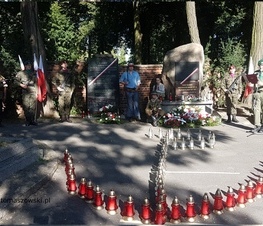 Zdjęcie z galerii: Obchody związane z 76. rocznicą wybuchu Powstania Warszawskiego