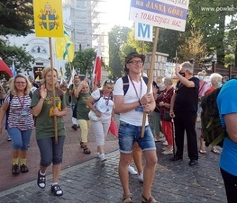 Zdjęcie z galerii: Wyruszyła 204. Tomaszowska Piesza Pielgrzymka na Jasną Górę