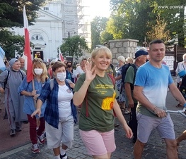 Zdjęcie z galerii: Wyruszyła 204. Tomaszowska Piesza Pielgrzymka na Jasną Górę