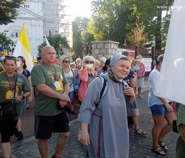 Zdjęcie z galerii: Wyruszyła 204. Tomaszowska Piesza Pielgrzymka na Jasną Górę