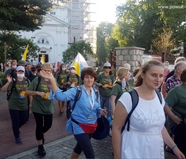 Zdjęcie z galerii: Wyruszyła 204. Tomaszowska Piesza Pielgrzymka na Jasną Górę