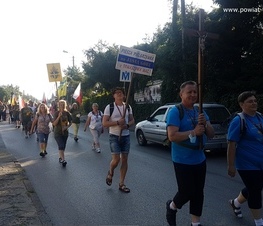 Zdjęcie z galerii: Wyruszyła 204. Tomaszowska Piesza Pielgrzymka na Jasną Górę