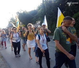 Zdjęcie z galerii: Wyruszyła 204. Tomaszowska Piesza Pielgrzymka na Jasną Górę