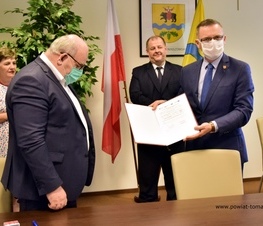 Zdjęcie z galerii: Tomaszowskie Centrum Zdrowia z kolejnym wsparciem z funduszy Samorządu Województwa Łódzkiego