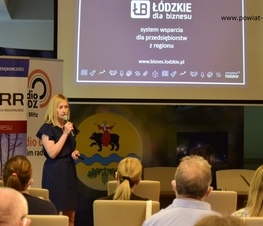 Zdjęcie z galerii: „Wsparcie dla firm z województwa łódzkiego”   - spotkanie z tomaszowskimi przedsiębiorcami