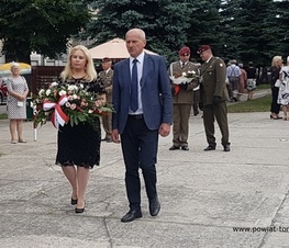 Zdjęcie z galerii: 15 sierpnia – uroczyste obchody święta kościelnego i państwowego w Tomaszowie Mazowieckim