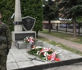 Zdjęcie z galerii: 15 sierpnia – uroczyste obchody święta kościelnego i państwowego w Tomaszowie Mazowieckim