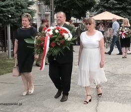 Zdjęcie z galerii: 15 sierpnia – uroczyste obchody święta kościelnego i państwowego w Tomaszowie Mazowieckim