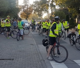 Zdjęcie z galerii: VII Tomaszowska Rowerowa Pielgrzymka na Jasną Górę 