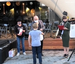 Zdjęcie z galerii: XIII Piknik Organizacji Pozarządowych 'Lokalni Niebanalni”