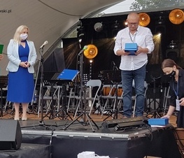 Zdjęcie z galerii: XIII Piknik Organizacji Pozarządowych 'Lokalni Niebanalni”