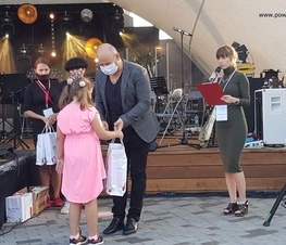 Zdjęcie z galerii: XIII Piknik Organizacji Pozarządowych 'Lokalni Niebanalni”