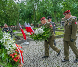 Zdjęcie z galerii: Obchody 81. rocznicy wybuchu II Wojny Światowej i walk o Tomaszów Mazowiecki