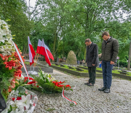 Zdjęcie z galerii: Obchody 81. rocznicy wybuchu II Wojny Światowej i walk o Tomaszów Mazowiecki