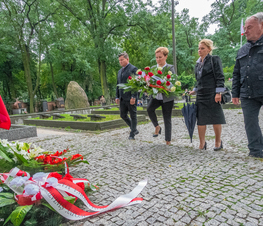 Zdjęcie z galerii: Obchody 81. rocznicy wybuchu II Wojny Światowej i walk o Tomaszów Mazowiecki