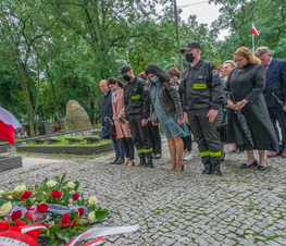 Zdjęcie z galerii: Obchody 81. rocznicy wybuchu II Wojny Światowej i walk o Tomaszów Mazowiecki