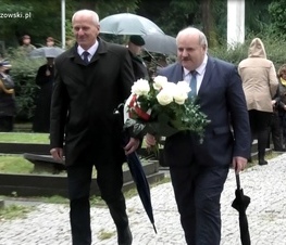 Zdjęcie z galerii: Obchody 81. rocznicy wybuchu II Wojny Światowej i walk o Tomaszów Mazowiecki