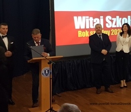 Zdjęcie z galerii: Rozpoczęcie roku szkolnego 2020/2021 w ZSP nr 1