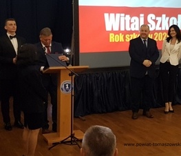 Zdjęcie z galerii: Rozpoczęcie roku szkolnego 2020/2021 w ZSP nr 1