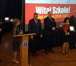 Zdjęcie z galerii: Rozpoczęcie roku szkolnego 2020/2021 w ZSP nr 1