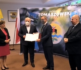 Zdjęcie z galerii: Kolejne dofinansowanie dla Tomaszowskiego Centrum Zdrowia