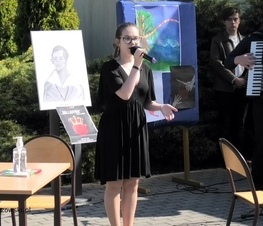 Zdjęcie z galerii: Narodowe czytanie w II Liceum