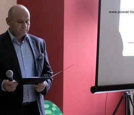 Zdjęcie z galerii: Narodowe Czytanie „Balladyny” w Miejskiej Bibliotece Publicznej