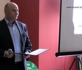 Zdjęcie z galerii: Narodowe Czytanie „Balladyny” w Miejskiej Bibliotece Publicznej