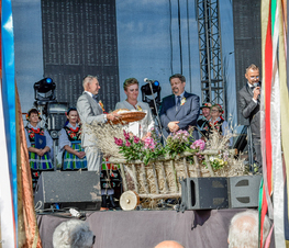Zdjęcie z galerii: Dożynki Wojewódzkie w Uniejowie