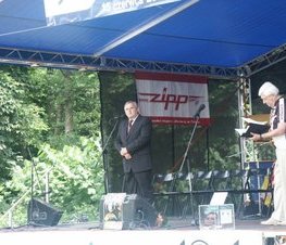Zdjęcie z galerii: UROCZYSTOŚCI OTWARCIA CIĄGU PIESZO-ROWEROWEGO Z TOMASZOWA MAZ. DO SPAŁY