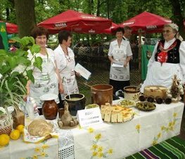 Zdjęcie z galerii: VII Powiatowy Konkurs Kulinarny Potraw Regionalnych w Czerniewicach - 18.05.2008 r.