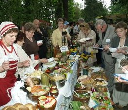 Zdjęcie z galerii: VII Powiatowy Konkurs Kulinarny Potraw Regionalnych w Czerniewicach - 18.05.2008 r.