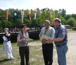 Zdjęcie z galerii: Konferencja podsumowująca projekt ekologiczny 'W pogoni za nartnikiem' - 16-17.05.2008 r.