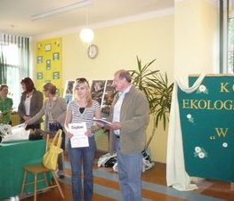 Zdjęcie z galerii: Konferencja podsumowująca projekt ekologiczny 'W pogoni za nartnikiem' - 16-17.05.2008 r.