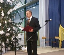 Zdjęcie z galerii: IV Powiatowe Spotkanie Noworoczne pt:'Perły architektury i pejzaż mojej małej ojczyzny' - 30 I 2008 r.