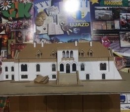 Zdjęcie z galerii: IV Powiatowe Spotkanie Noworoczne pt:'Perły architektury i pejzaż mojej małej ojczyzny' - 30 I 2008 r.