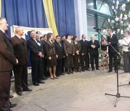 Zdjęcie z galerii: IV Powiatowe Spotkanie Noworoczne pt:'Perły architektury i pejzaż mojej małej ojczyzny' - 30 I 2008 r.