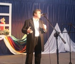 Zdjęcie z galerii: III Powiatowe Spotkanie Noworoczne połączone z Sesją Uniwersytetu Ludowego pt. Wielkie talenty małych ojczyzn - 16.II.2007 r.