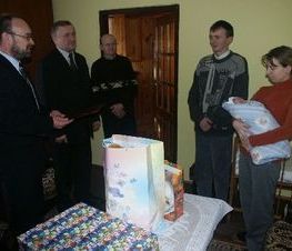 Zdjęcie z galerii: Pierwsze dziecko urodzone w 2004 roku w Powiecie Tomaszowskim