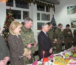 Zdjęcie z galerii: Pierwsze dziecko urodzone w 2004 roku w Powiecie Tomaszowskim